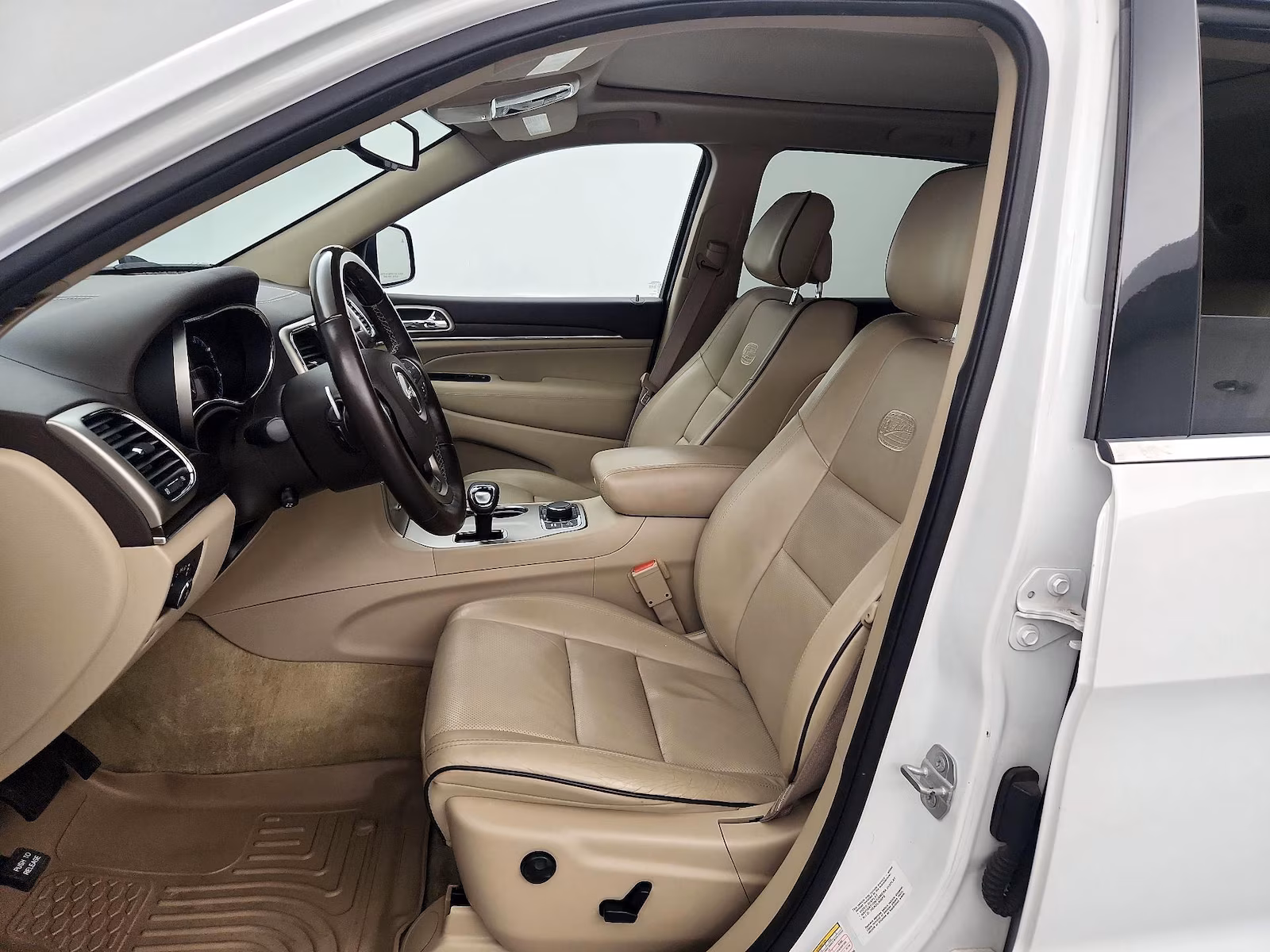 2015 Jeep Grand Cherokee Overland - Photo 11